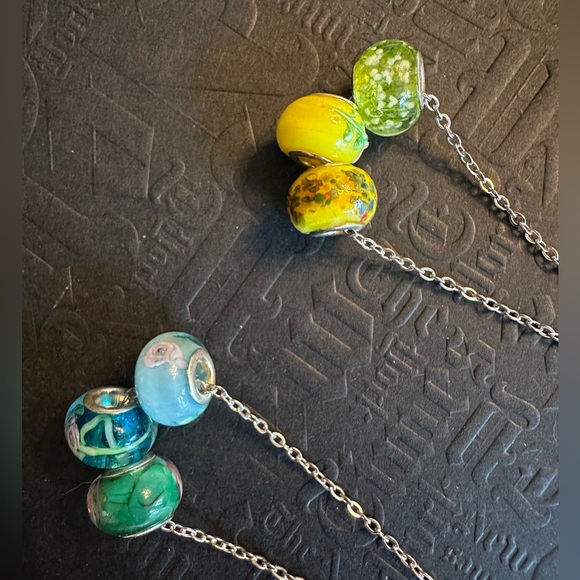 ARTISAN Floral Lamp Work Glass Bead Stainless Steel Choice of Necklace 22” long - Picture 4 of 7